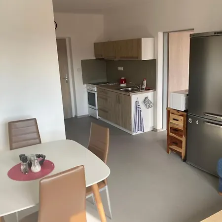 Apartment V Raji *