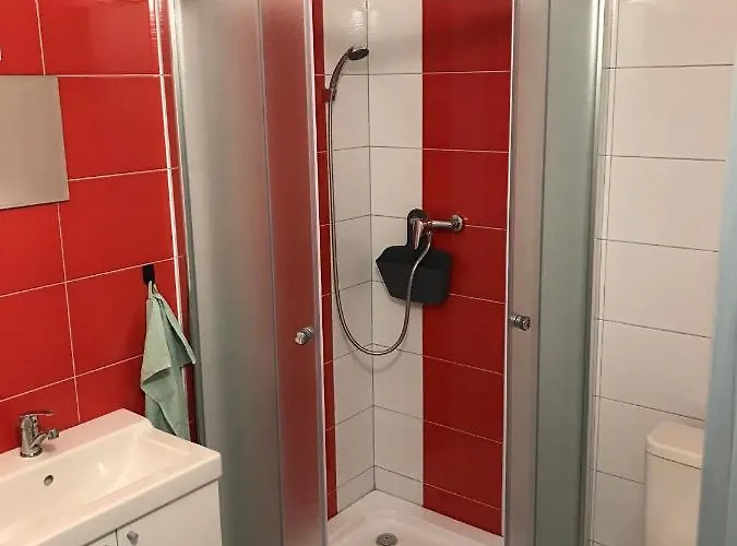 V Ráji *